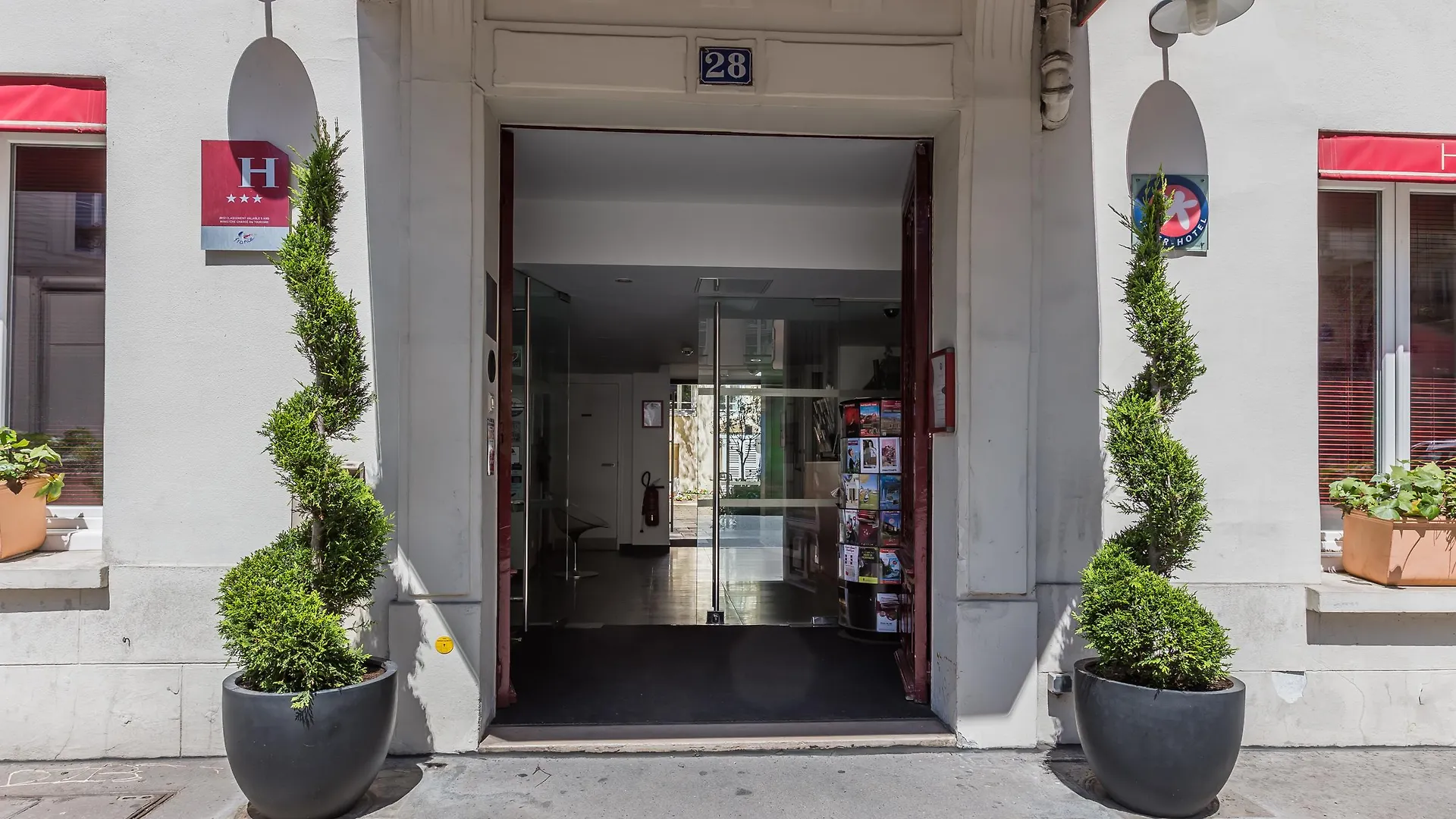 Hotel The Originals City, Lecourbe, Tour Eiffel 3*