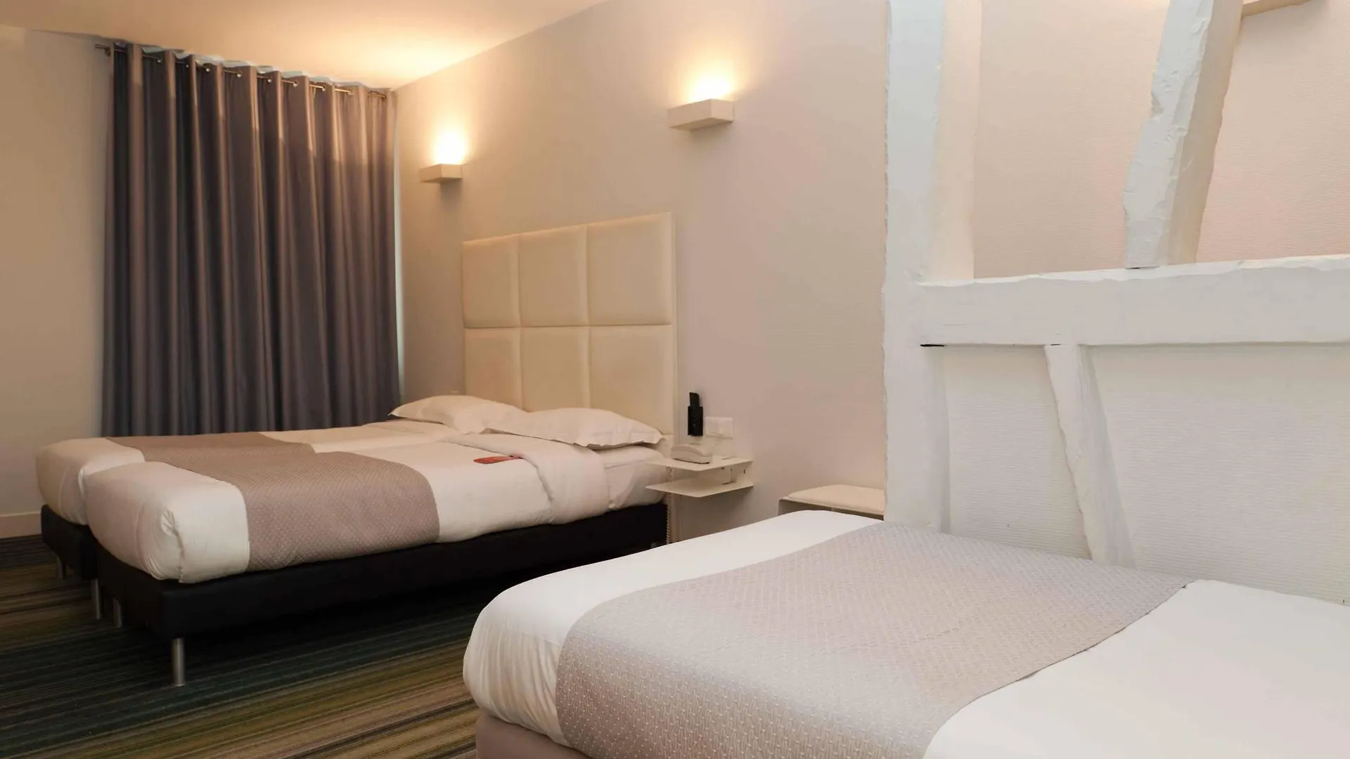 Hotel The Originals City, Lecourbe, Tour Eiffel Paris