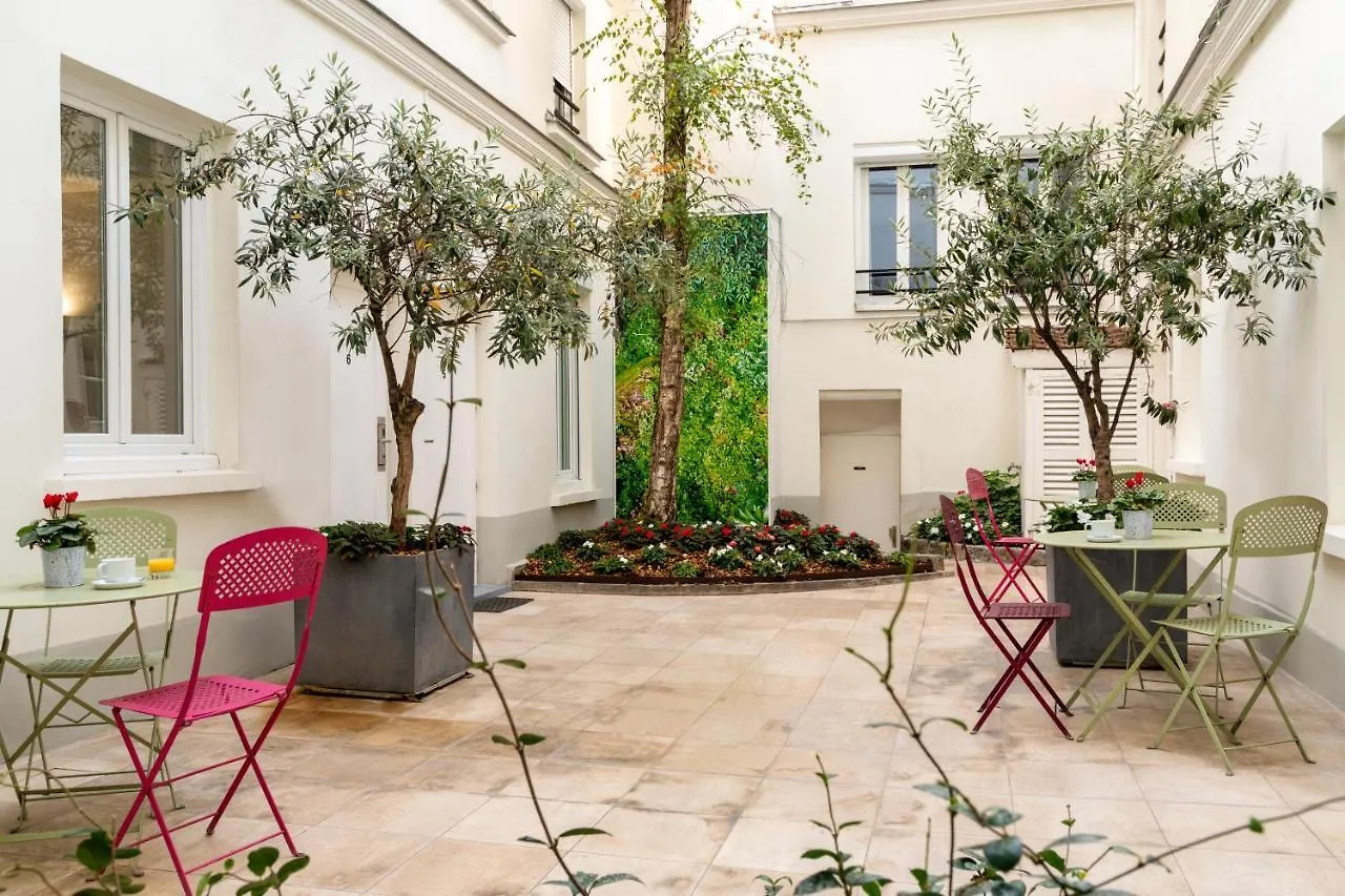 The Originals City, Lecourbe, Tour Eiffel Hotel