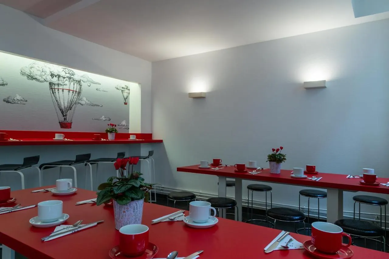 The Originals City, Lecourbe, Tour Eiffel Hotel 3*