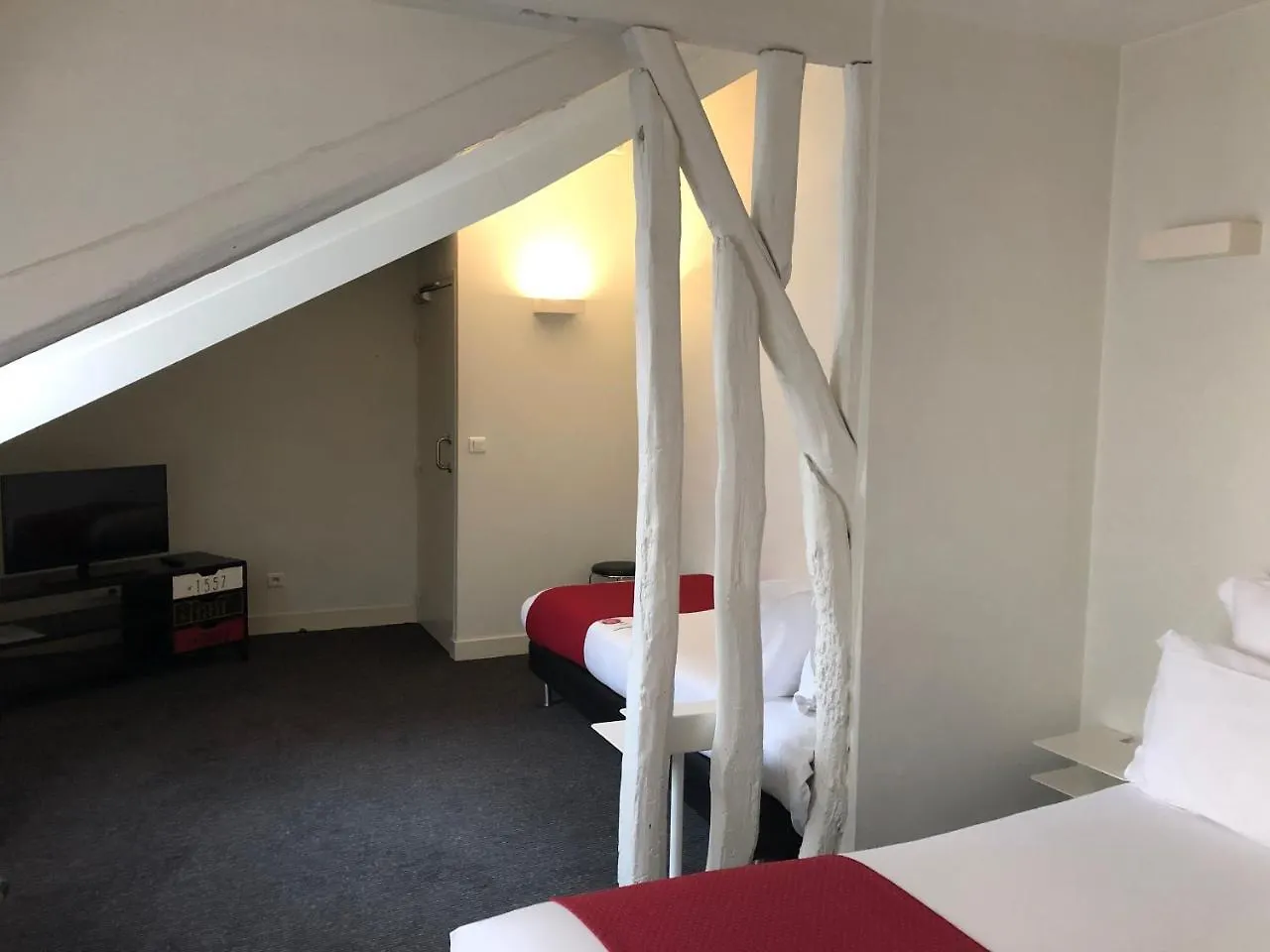 The Originals City, Lecourbe, Tour Eiffel 3* Parijs